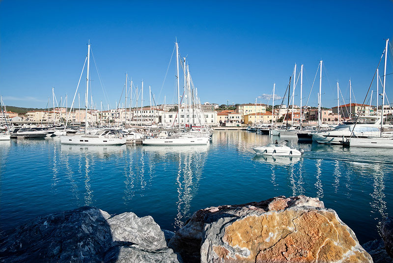 Marina e spiaggia di San Vincenzo